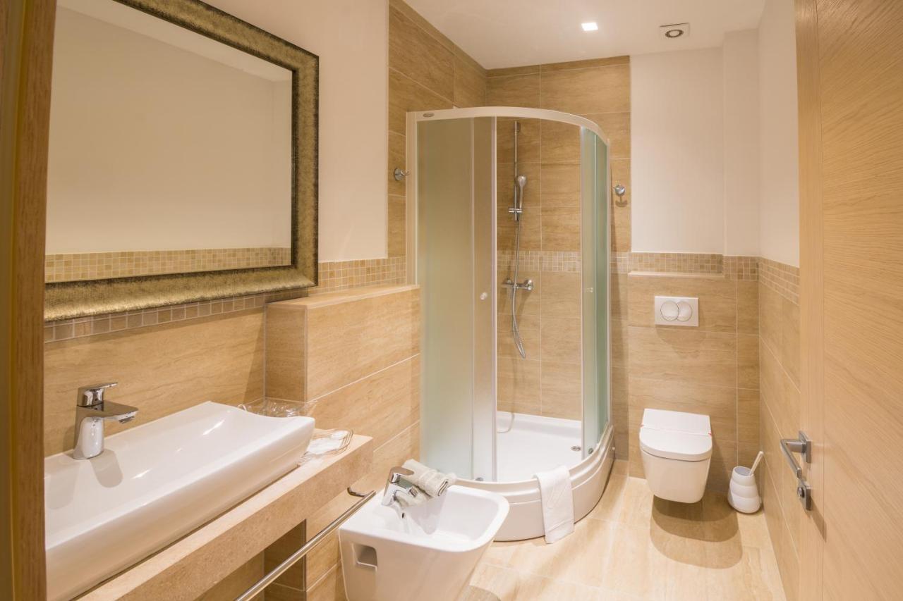 Hotel Quercus Меджугорье Экстерьер фото